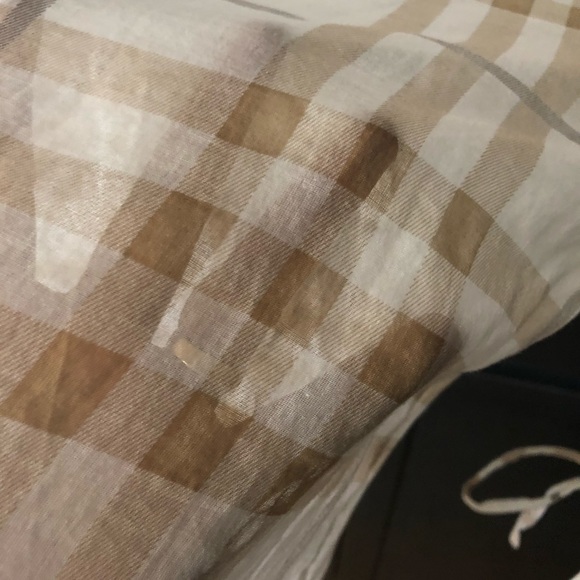 Burberry summer blouse gathered sleeves - Picture 4 of 5